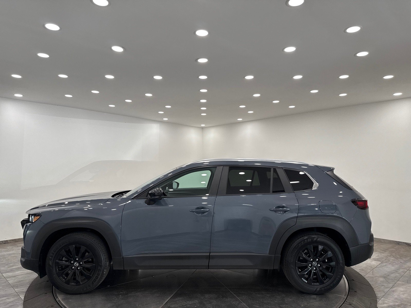 2023 Mazda CX-50 2.5 Preferred Plus photo 4