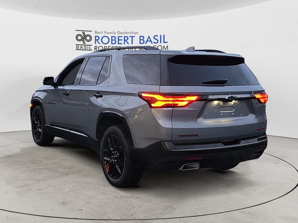 2023 Chevrolet Traverse Premier photo 3