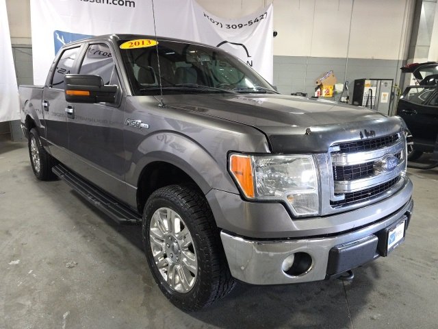 2013 Ford F-150 XLT photo 3