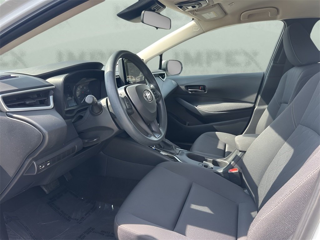 2024 Toyota Corolla LE photo 9