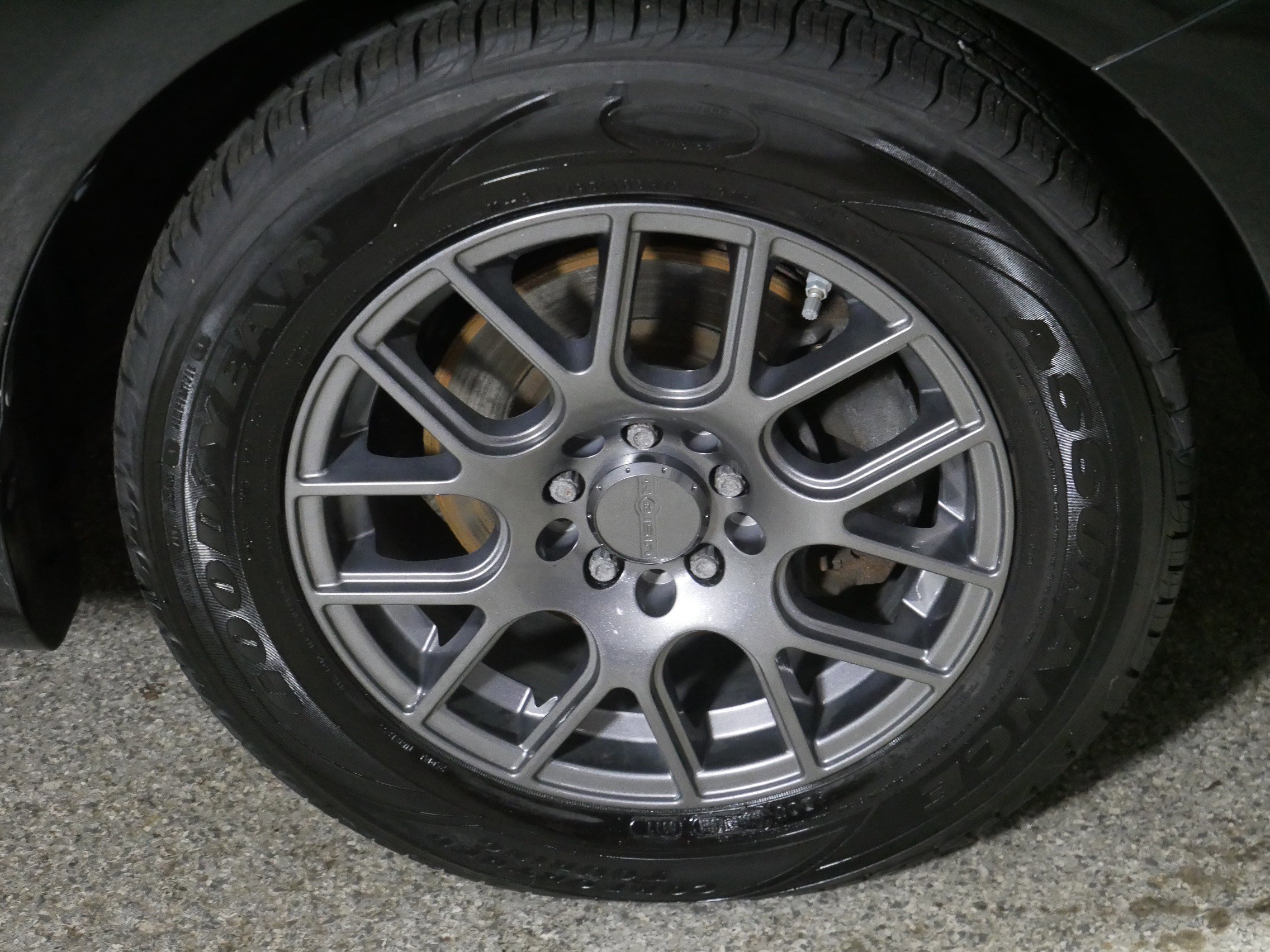 2010 Toyota Corolla LE photo 13