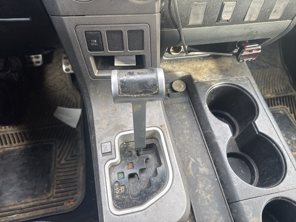 2010 Toyota Tundra Grade photo 13