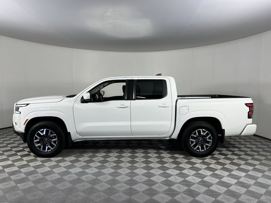 2024 Nissan Frontier Crew Cab SL photo 4