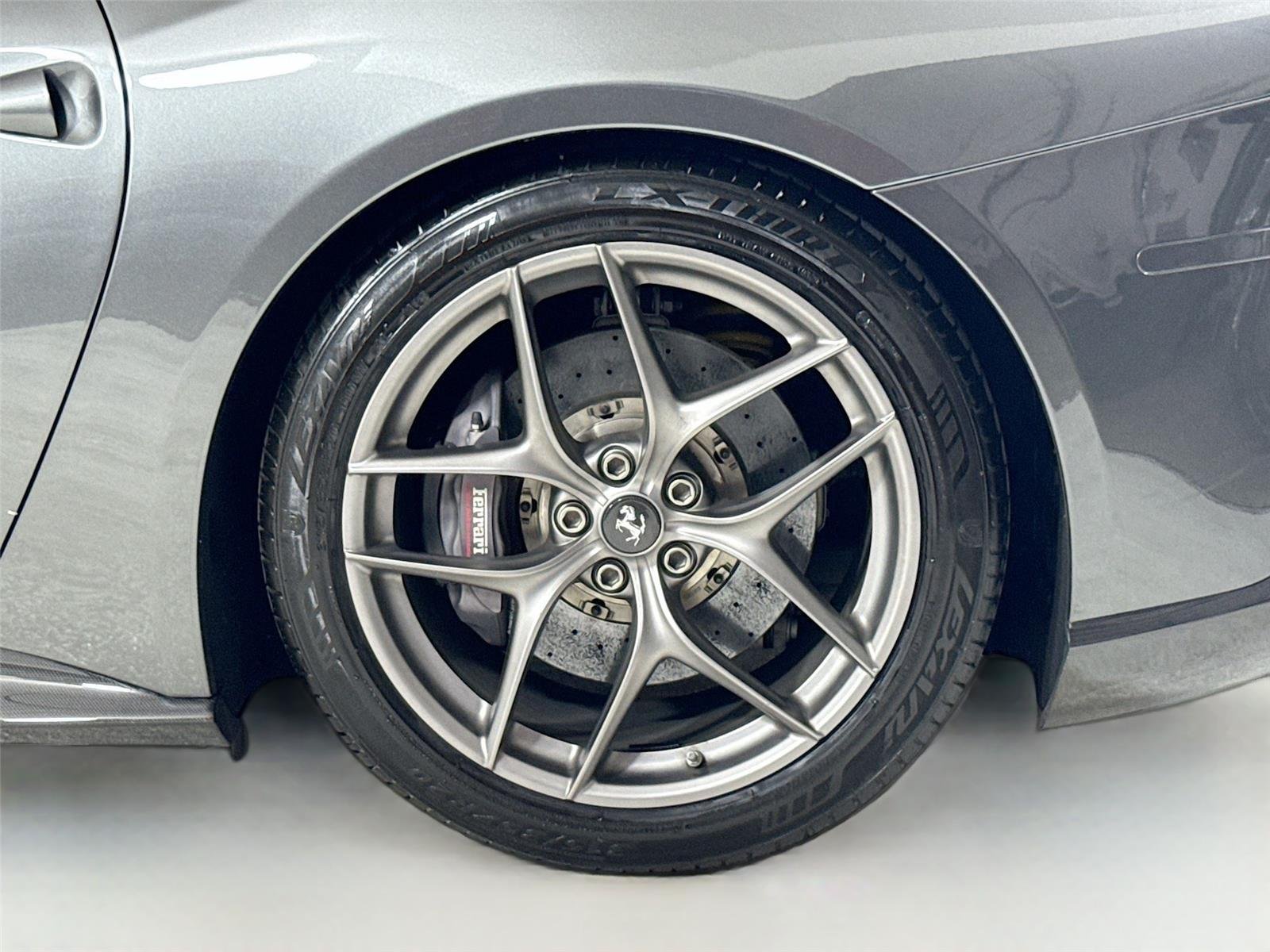 2016 Ferrari F12 Berlinetta Berlinetta photo 40