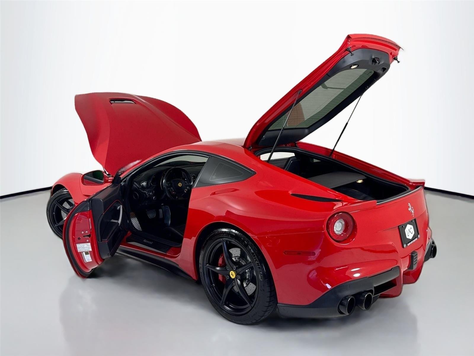 2014 Ferrari F12 Berlinetta Berlinetta photo 32