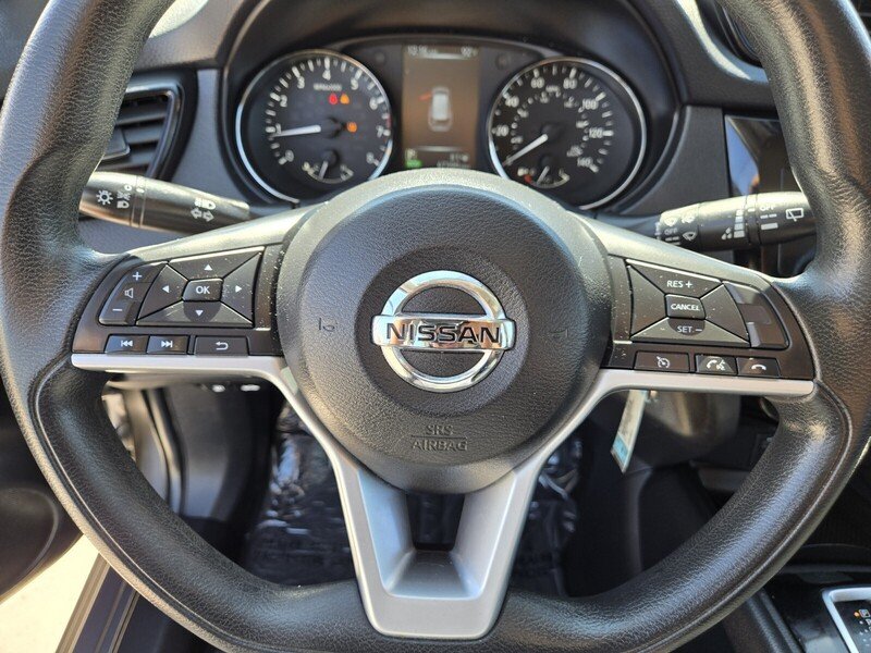 2017 Nissan Rogue S photo 15