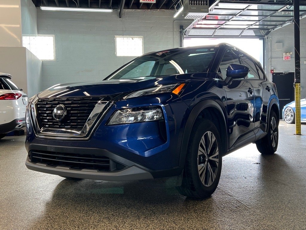 2021 Nissan Rogue SV photo 3