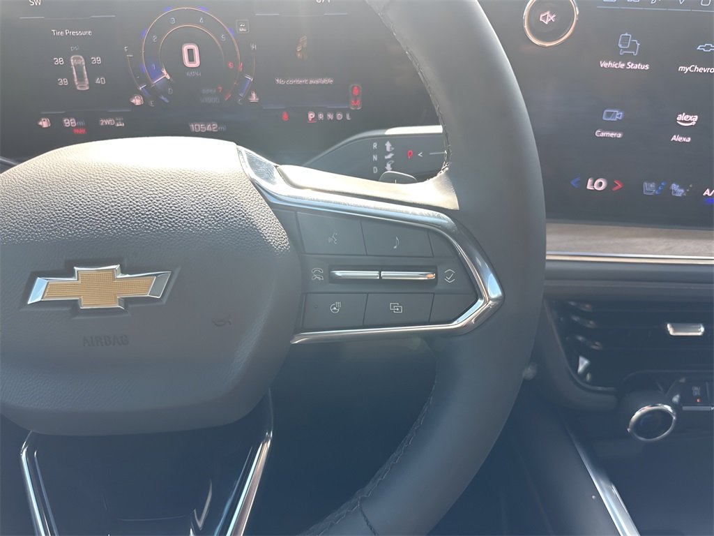 2025 Chevrolet Tahoe High Country photo 18
