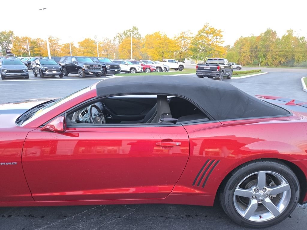 2015 Chevrolet Camaro 1LT photo 27