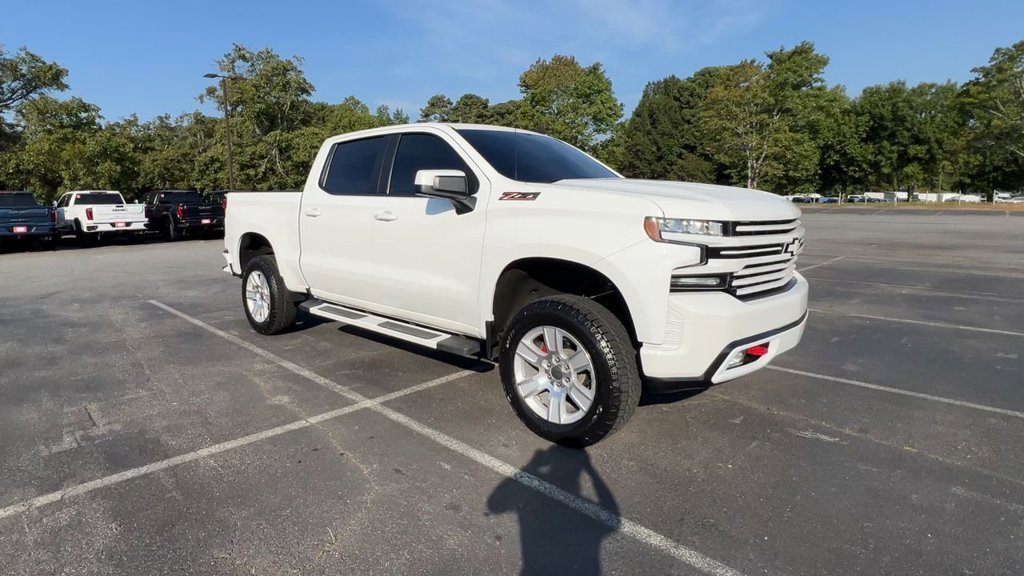 2020 Chevrolet Silverado 1500 RST photo 2