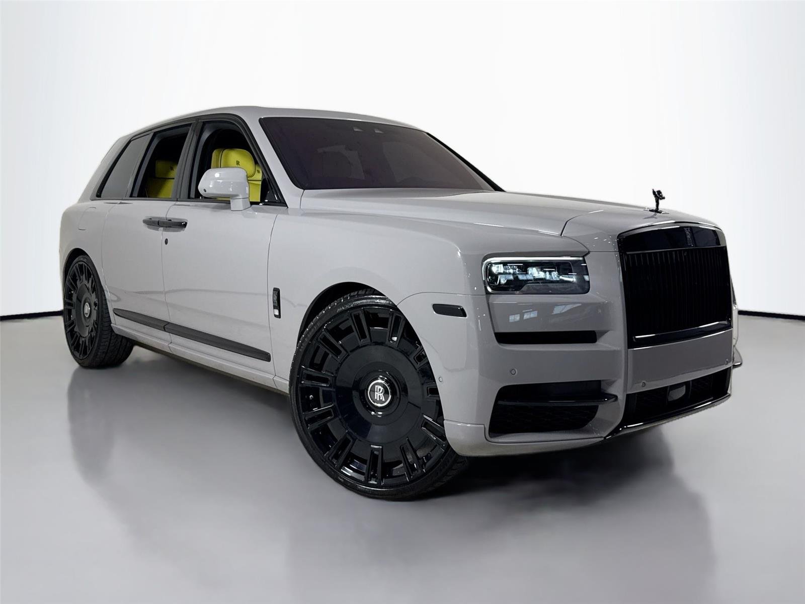 2022 Rolls Royce Cullinan RR31 photo 43