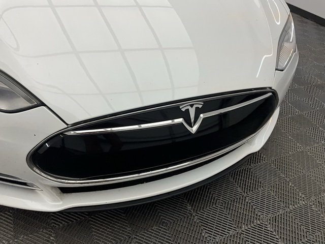 2014 Tesla Model S photo 24