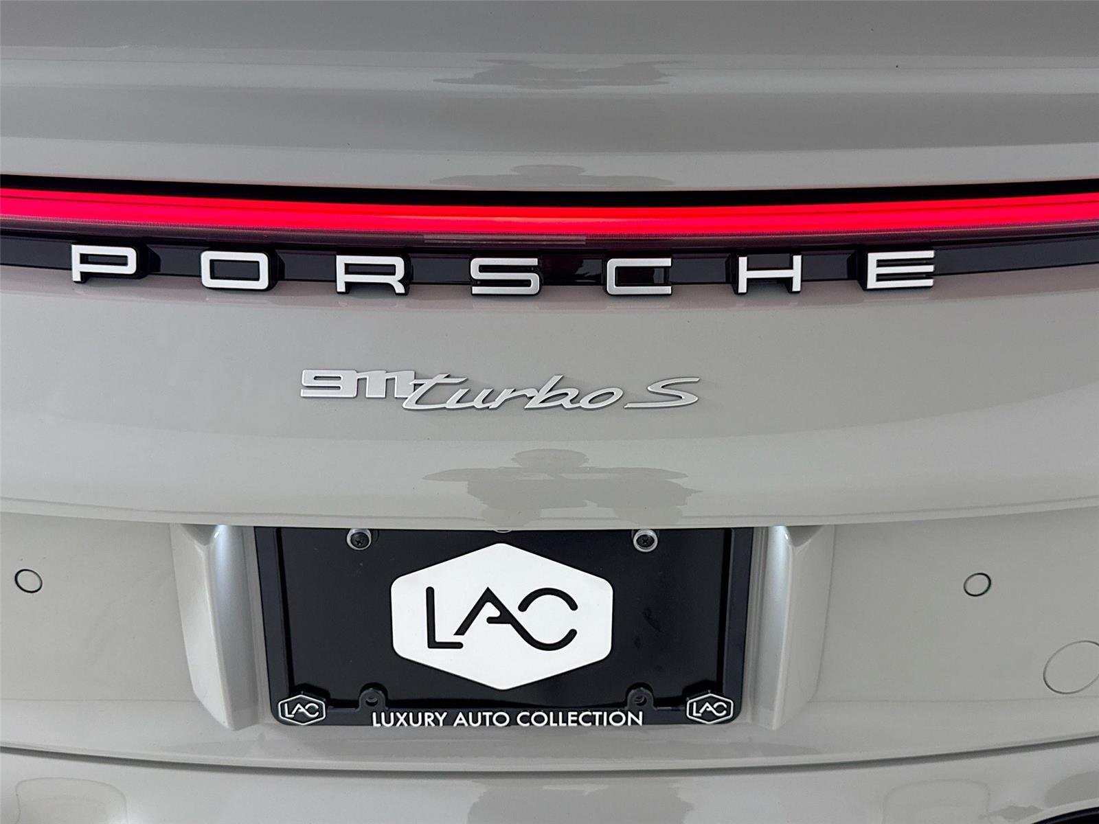 2025 Porsche 911 Turbo S photo 34