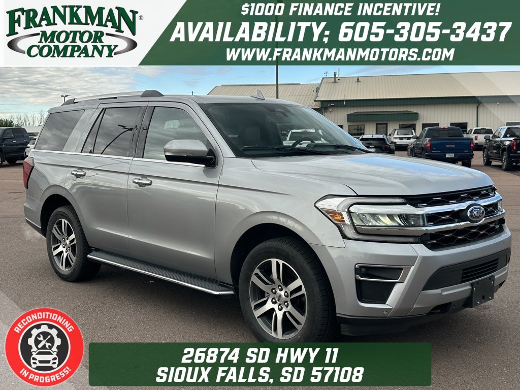 2023 Ford Expedition Limited photo 2