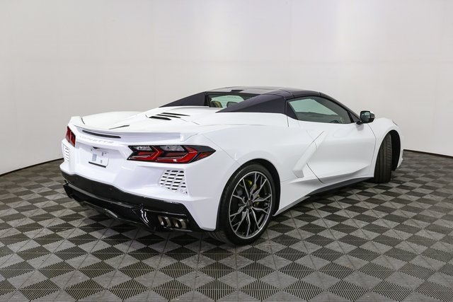 2024 Chevrolet Corvette Stingray Convertible photo 11