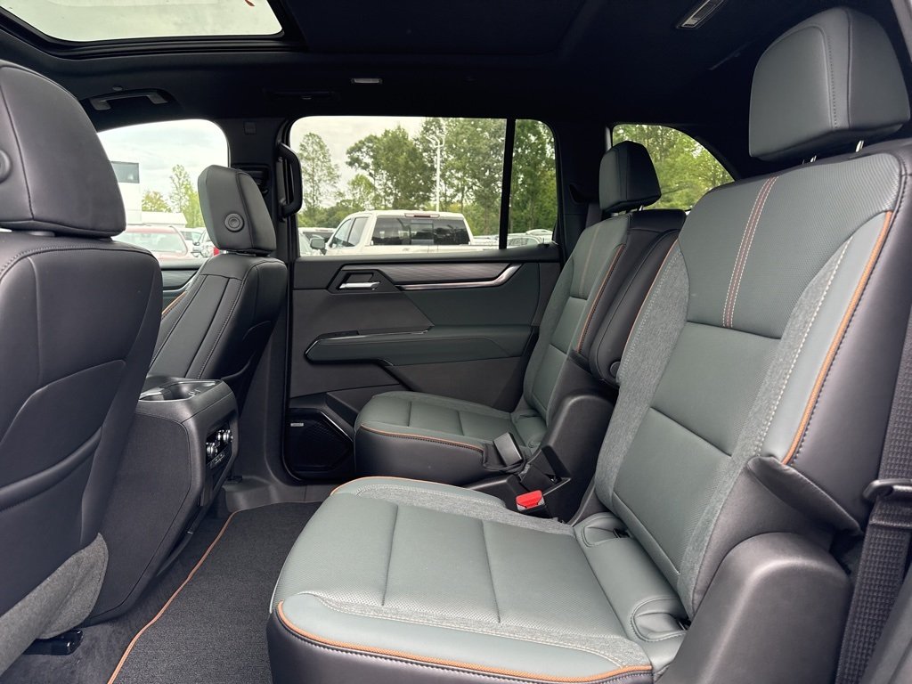 2025 Gmc Acadia AT4 photo 8