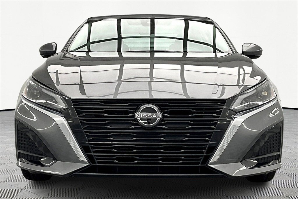 2023 Nissan Altima 2.5 SL photo 3