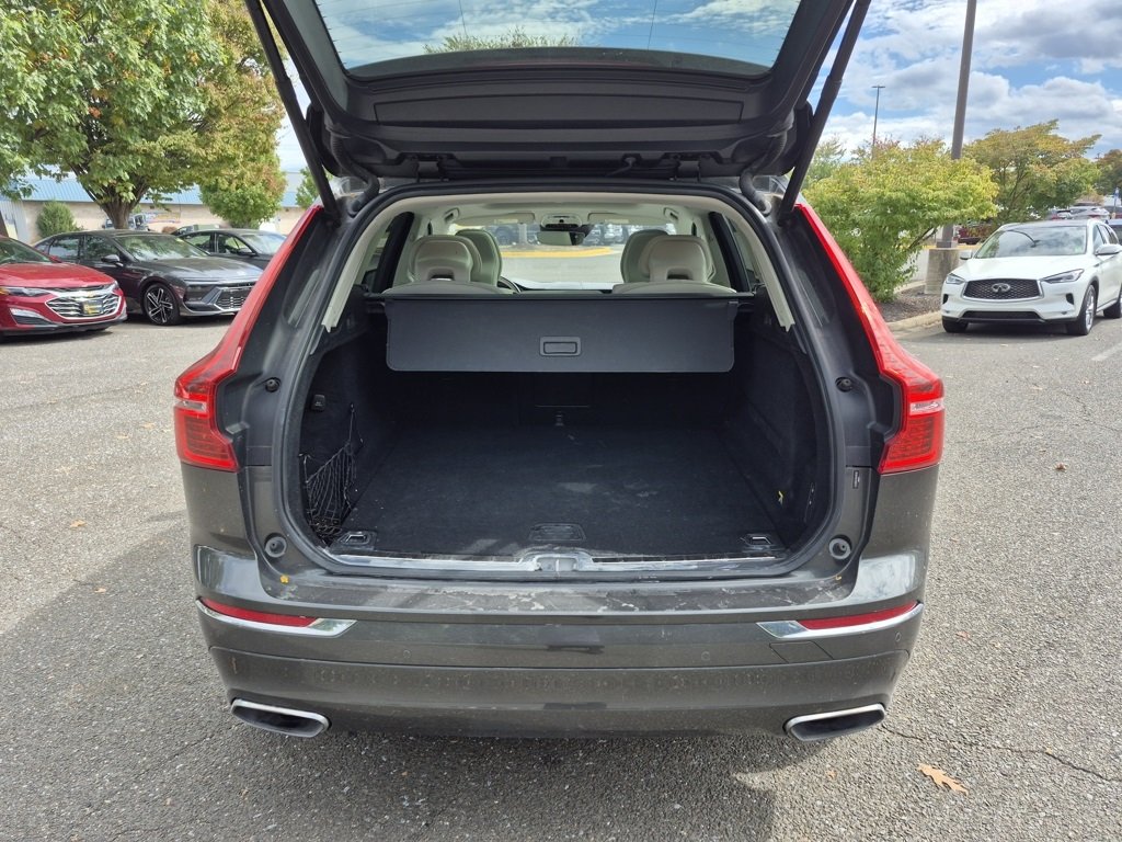 2019 Volvo XC60 T5 Inscription photo 11