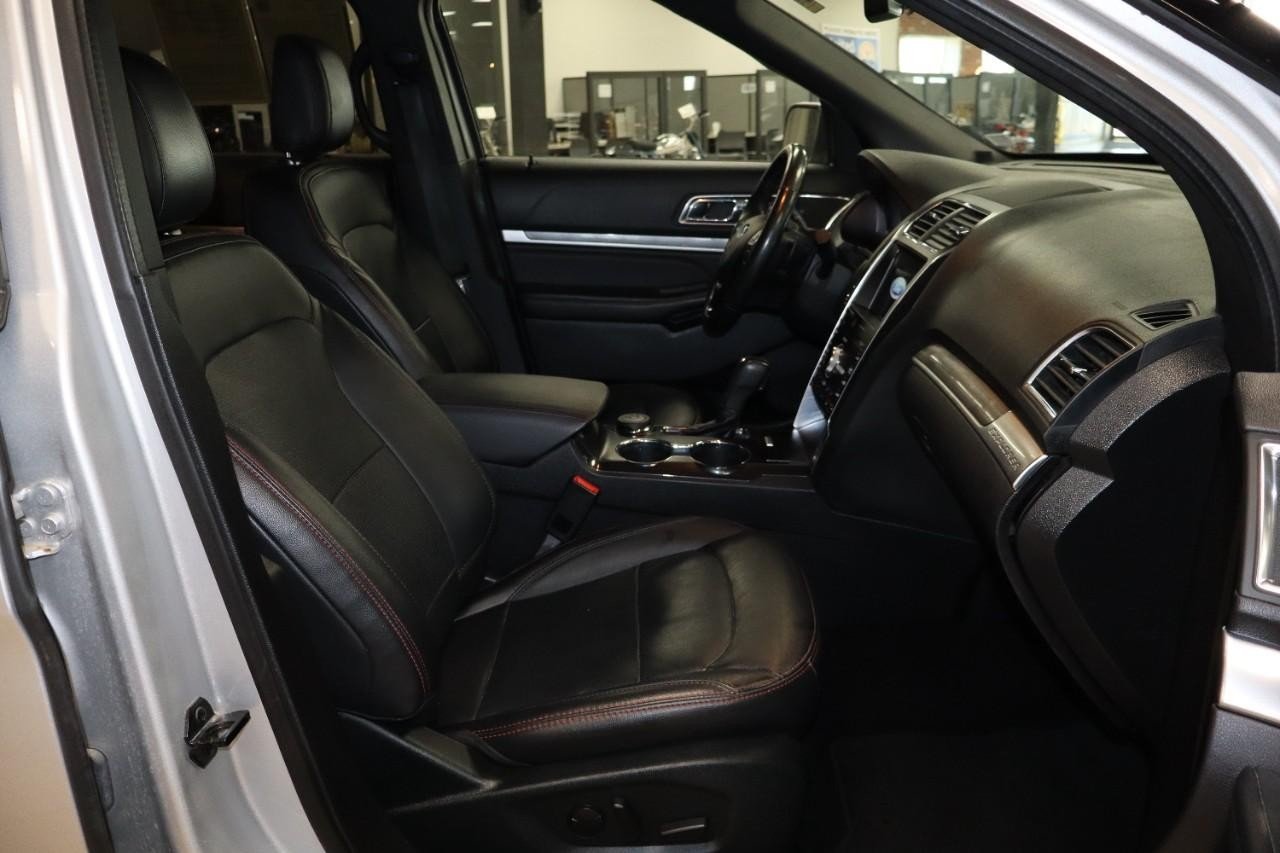 2019 Ford Explorer Sport photo 23