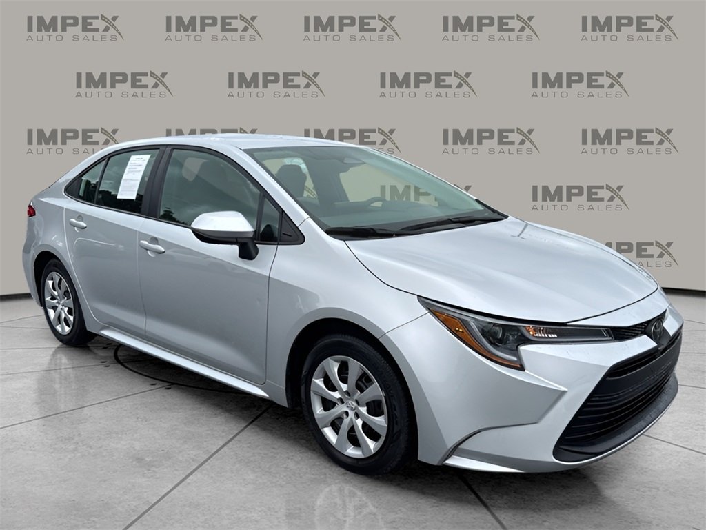 2024 Toyota Corolla LE photo 7