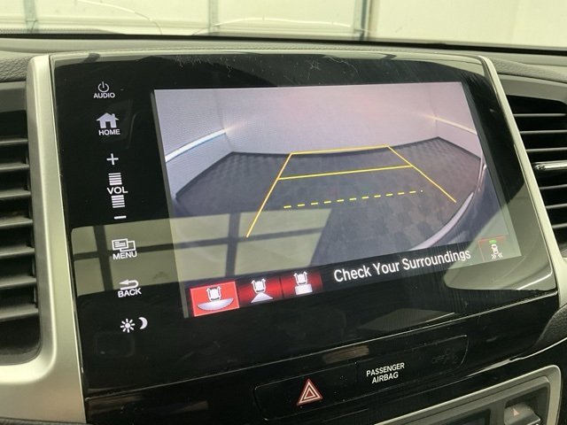 2019 Honda Ridgeline Black Edition photo 4