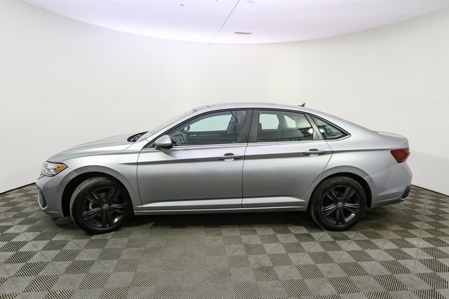 2023 Volkswagen Jetta 1.5T SE photo 4