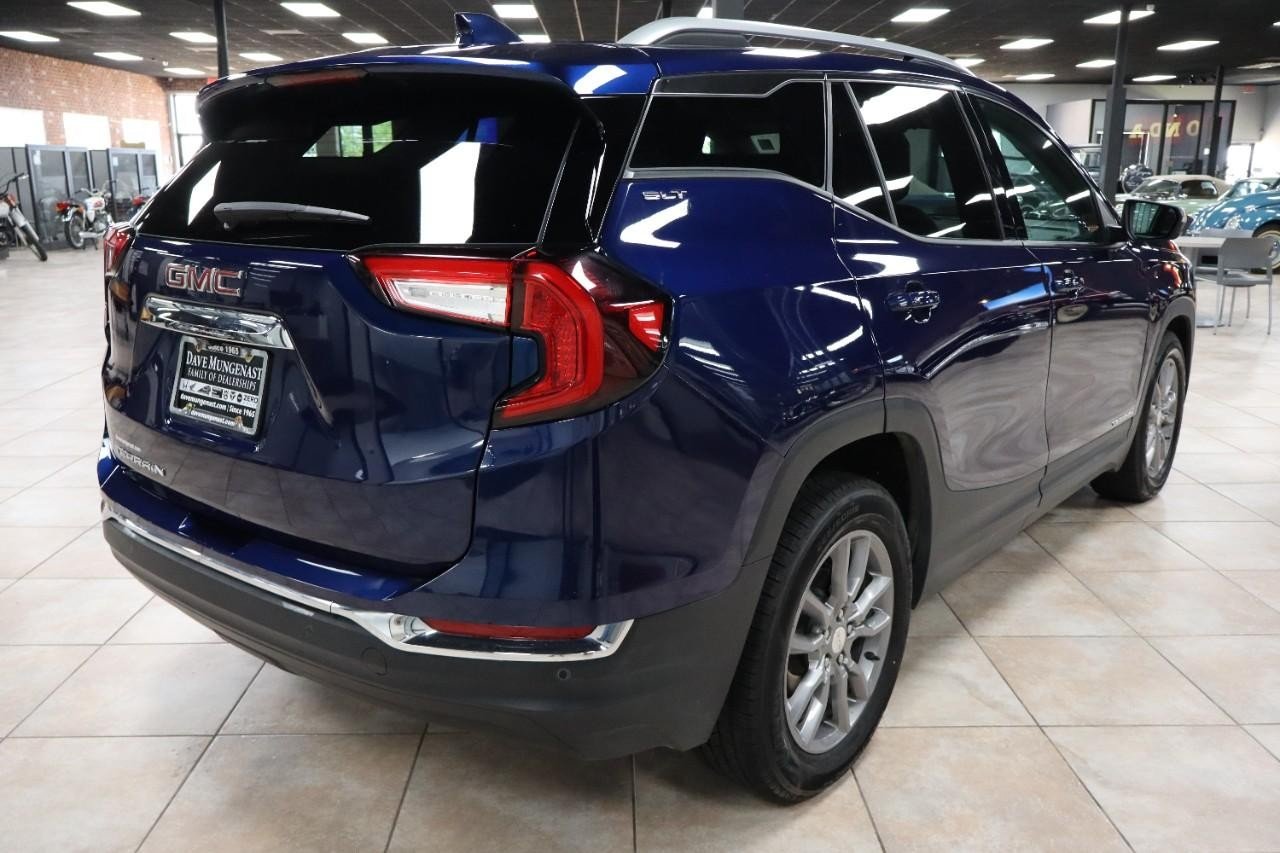 2022 Gmc Terrain SLT photo 5