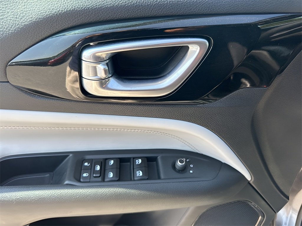 2024 Jeep Compass Limited photo 25