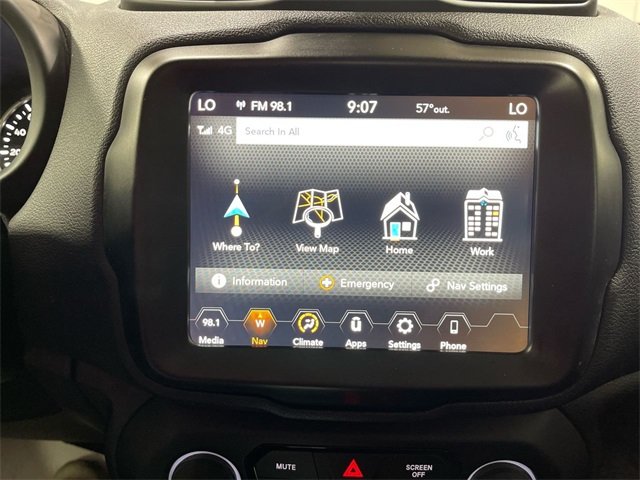2023 Jeep Renegade Latitude Upland photo 16