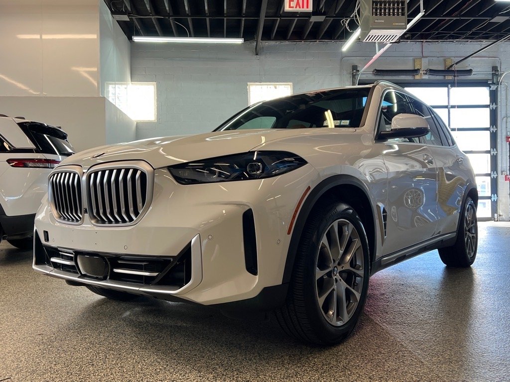 2025 Bmw X5 xDrive40i photo 3