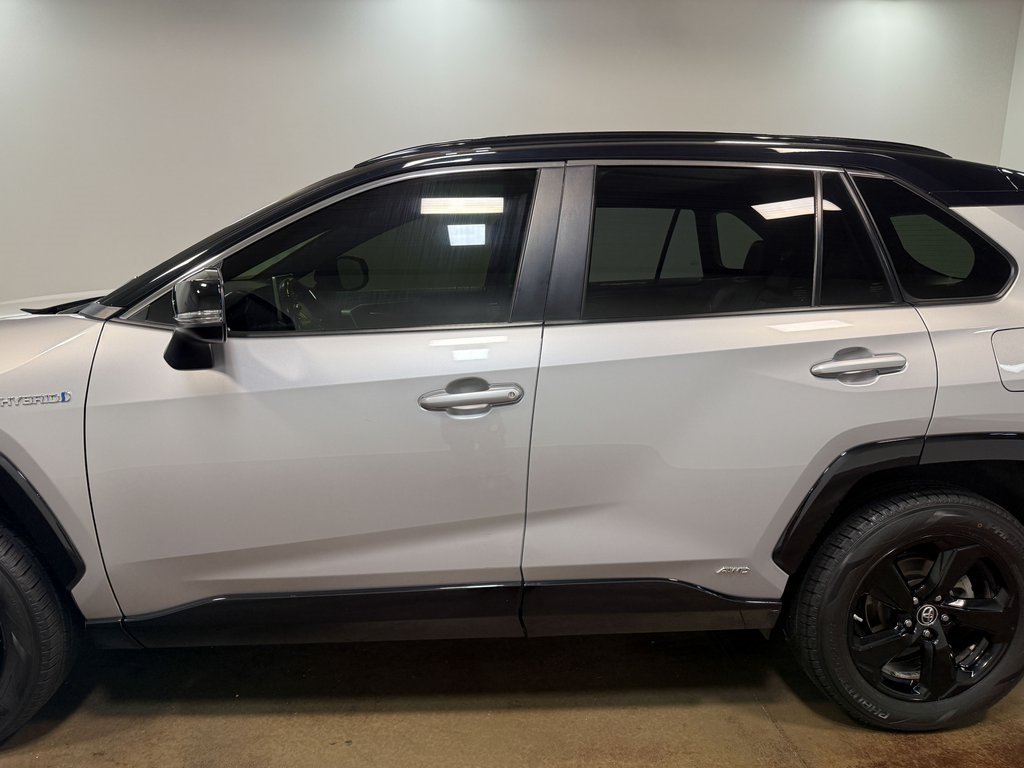 2019 Toyota RAV4 Hybrid XSE photo 33