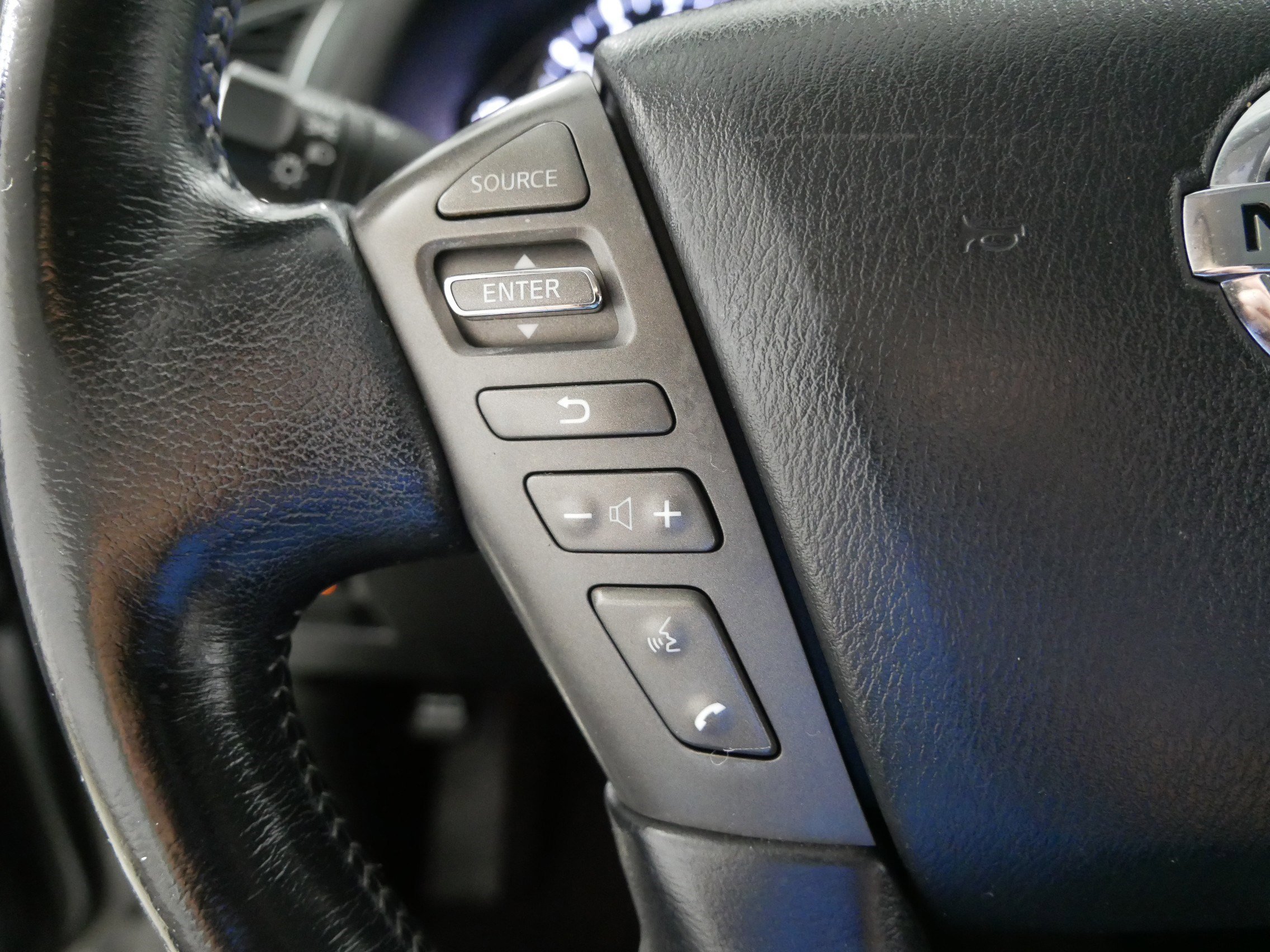 2019 Nissan Armada SL photo 24