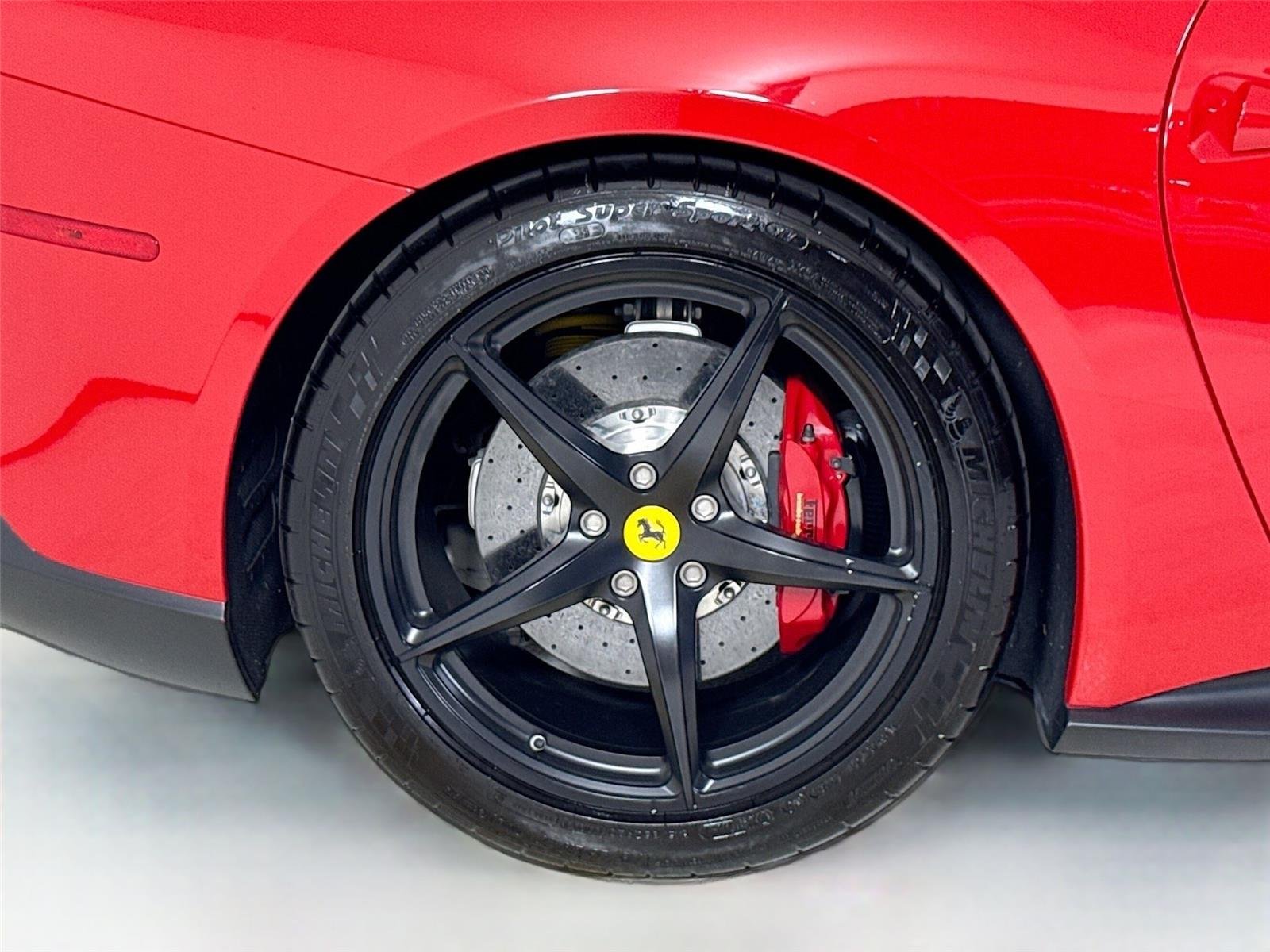 2014 Ferrari F12 Berlinetta Berlinetta photo 28