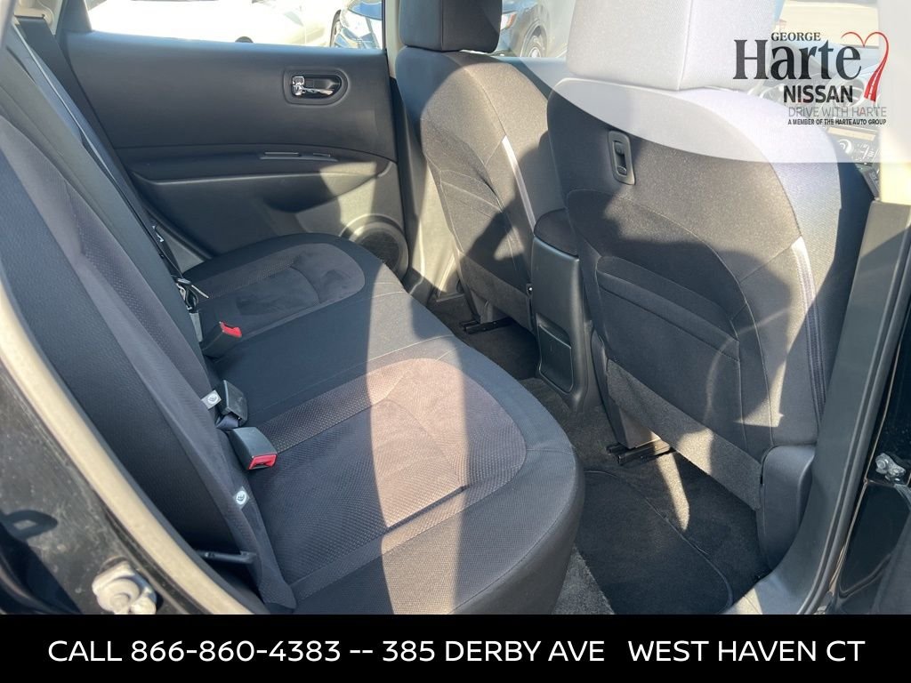 2013 Nissan Rogue S photo 20