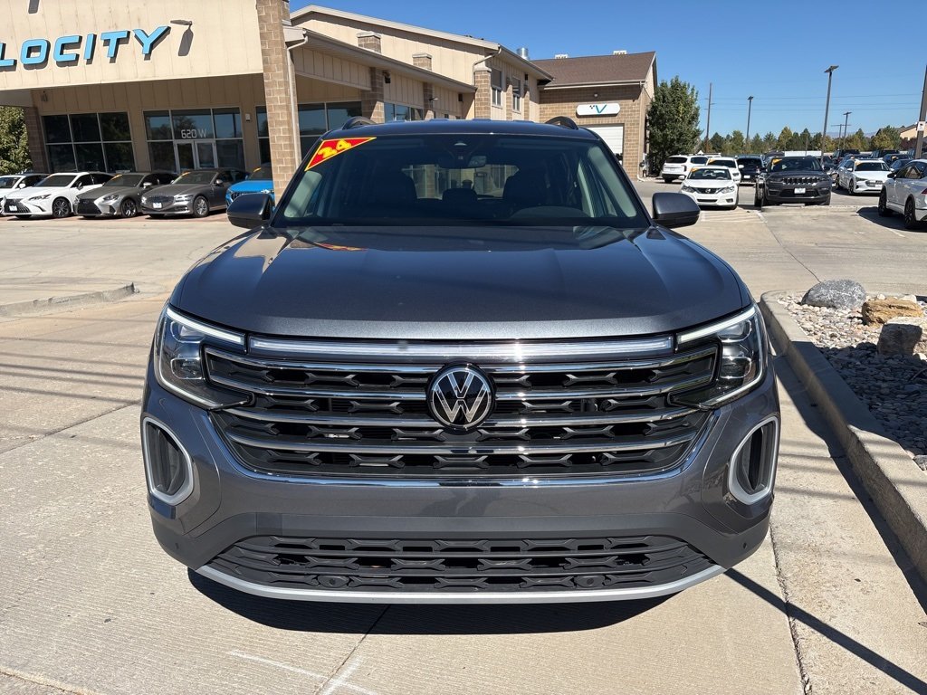 2024 Volkswagen Atlas SE Technology photo 2
