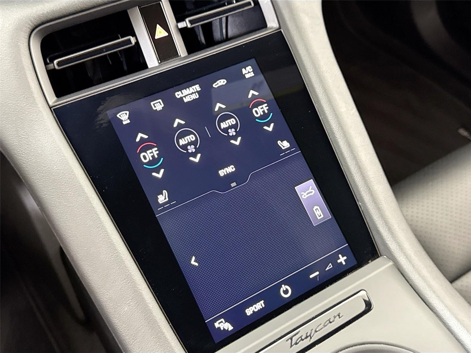 2023 Porsche Taycan 4S photo 18