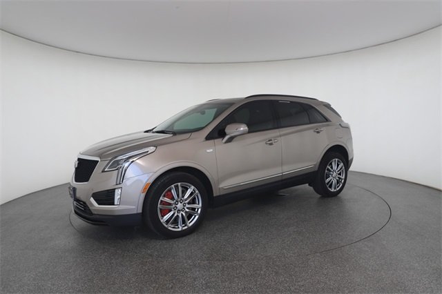 2023 Cadillac XT5 Sport photo 4