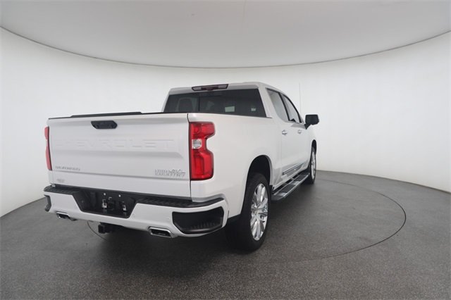 2023 Chevrolet Silverado 1500 High Country photo 13