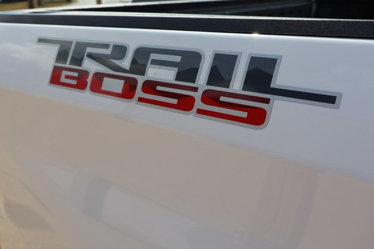 2021 Chevrolet Silverado 1500 LT Trail Boss photo 9