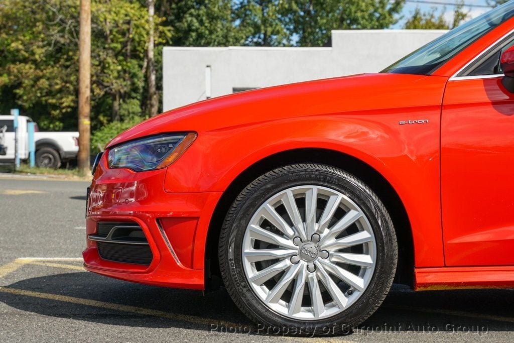 2016 Audi A3 E-tron Premium Plus photo 2