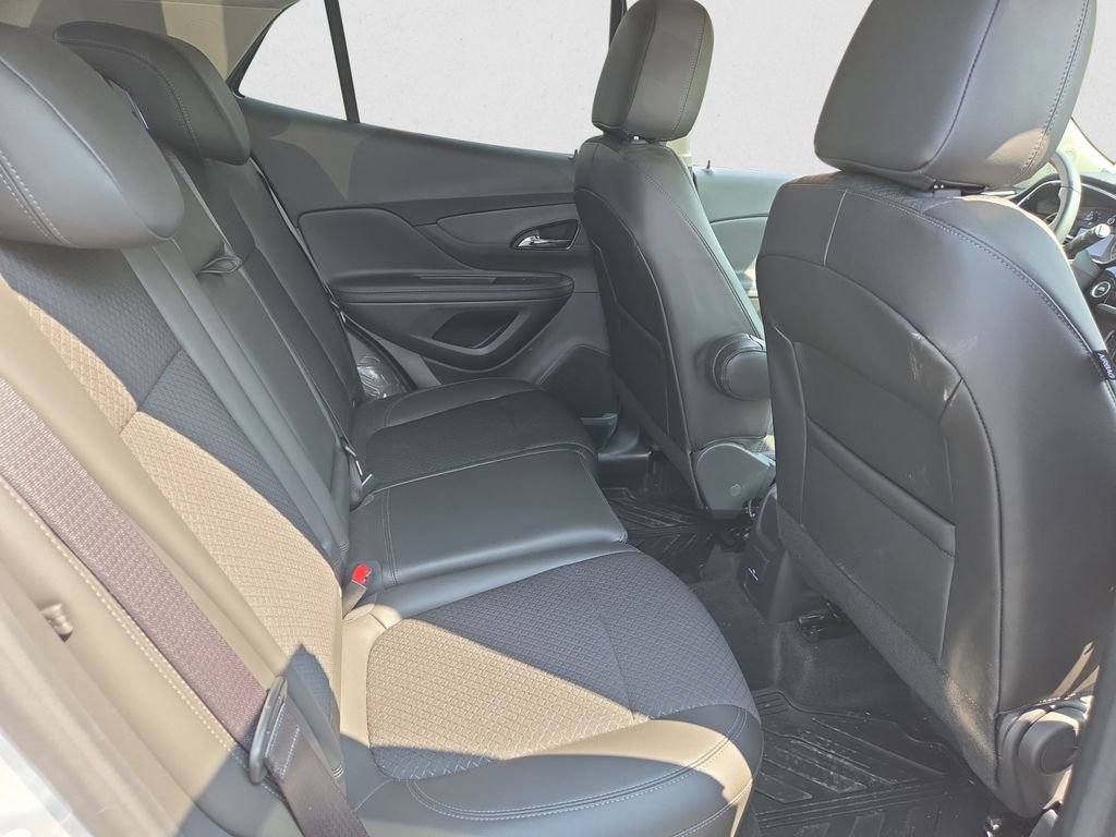 2022 Buick Encore Preferred photo 16