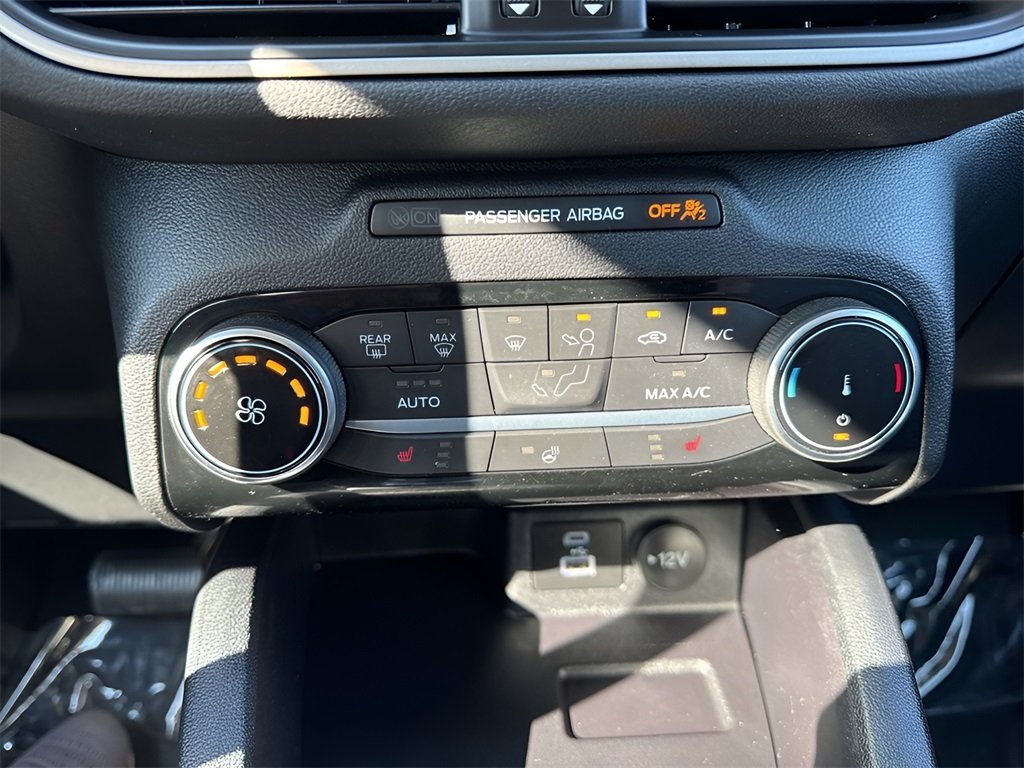 2022 Ford Escape SE photo 18
