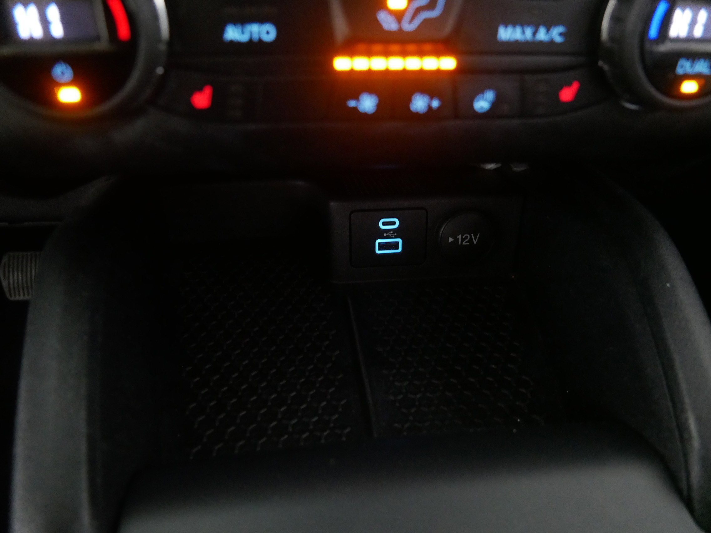 2021 Ford Bronco Sport Outer Banks photo 28