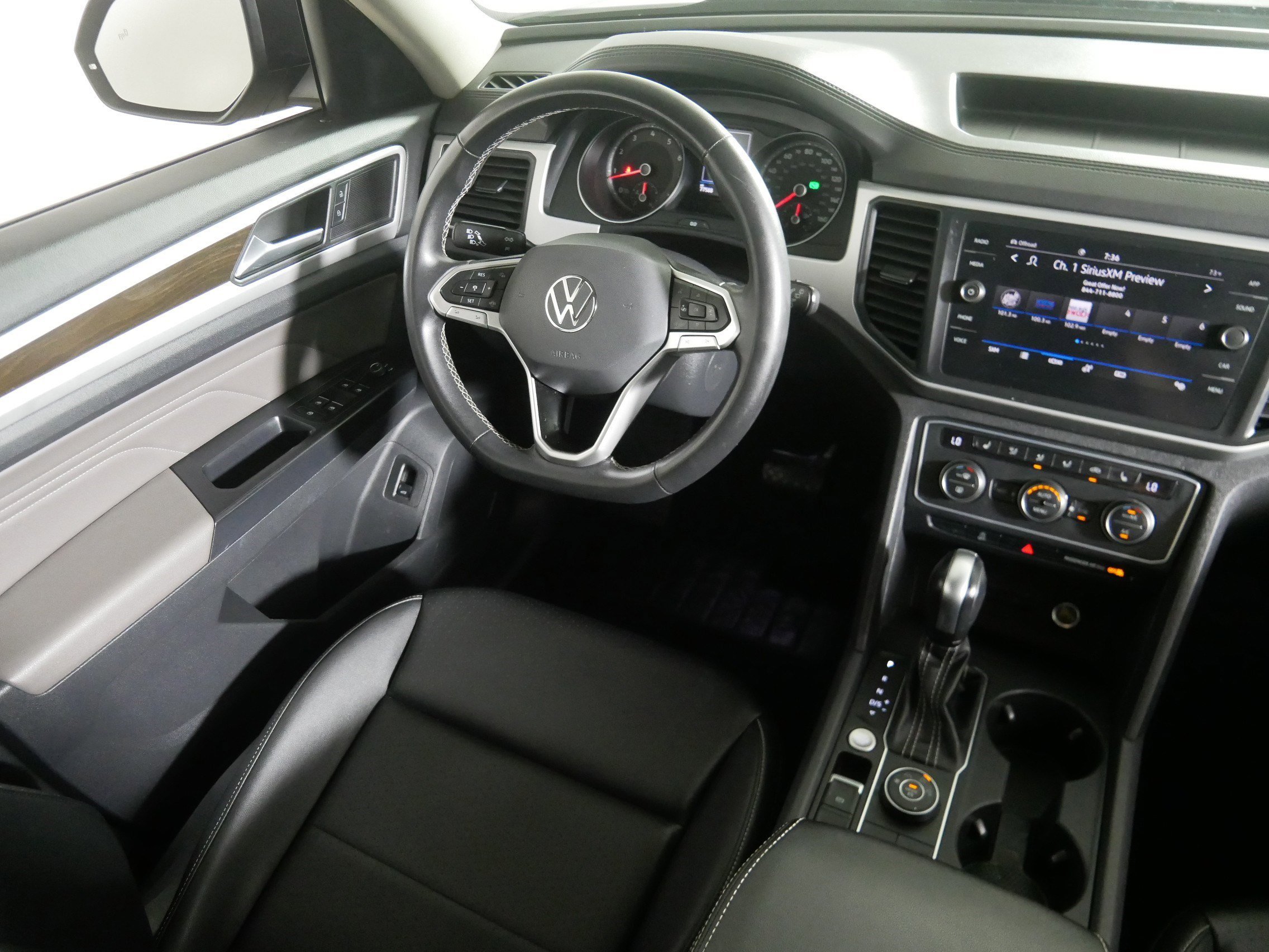 2021 Volkswagen Atlas V6 SE Technology photo 9