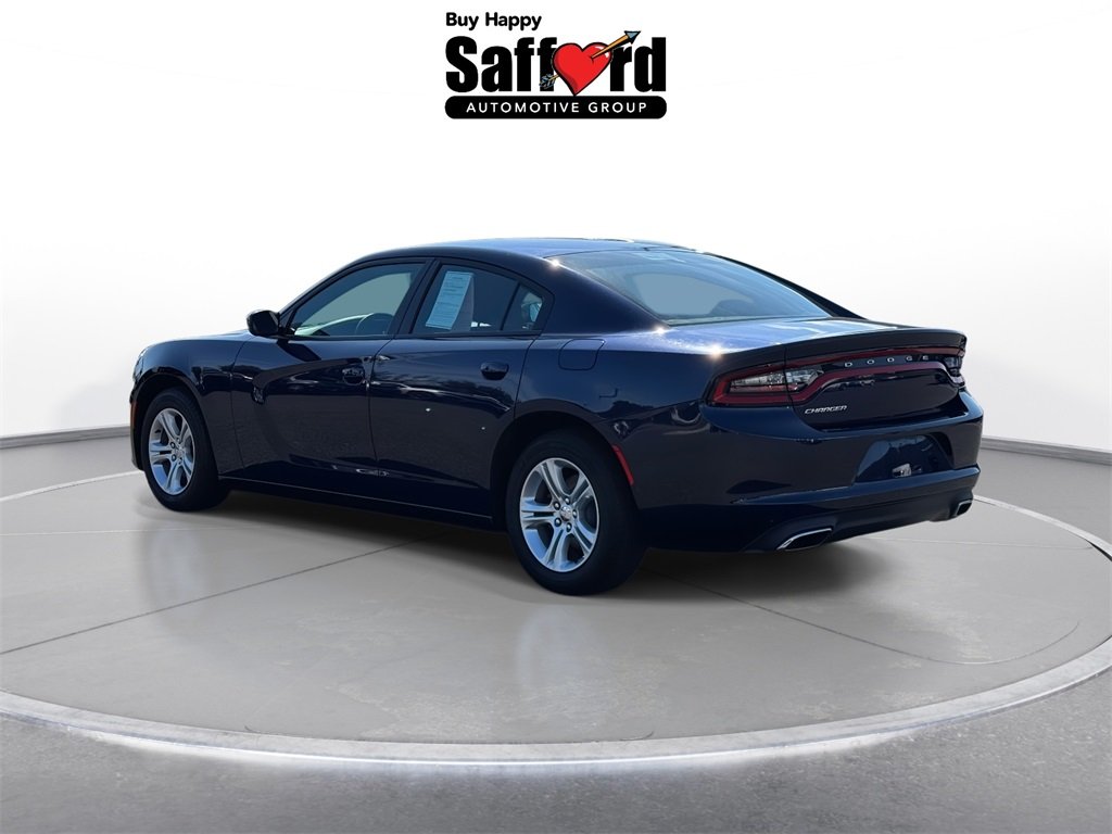 2016 Dodge Charger SE photo 4