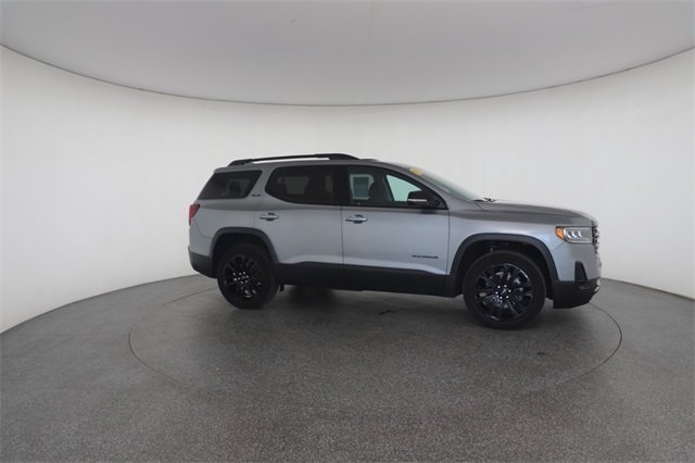 2023 Gmc Acadia SLE photo 24
