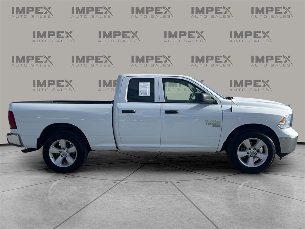 2024 Ram 1500 Classic SLT photo 5