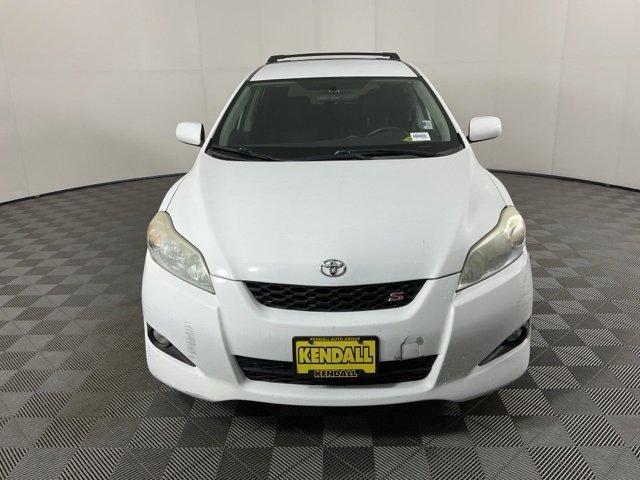 2010 Toyota Corolla Matrix L 4WD photo 2
