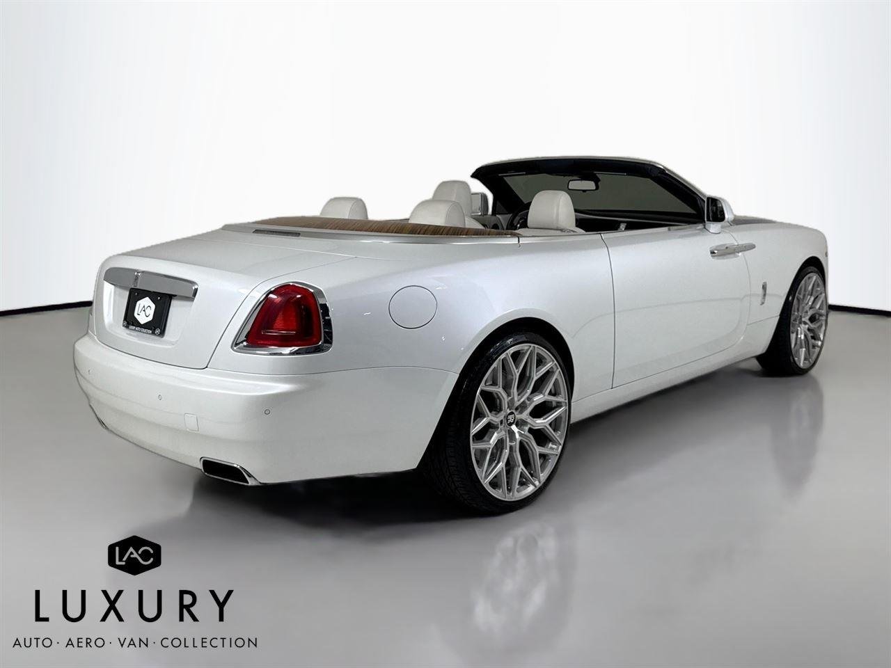 2016 Rolls Royce Dawn RR6 photo 5