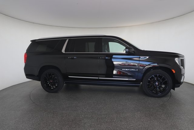 2022 Gmc Yukon XL Denali photo 23